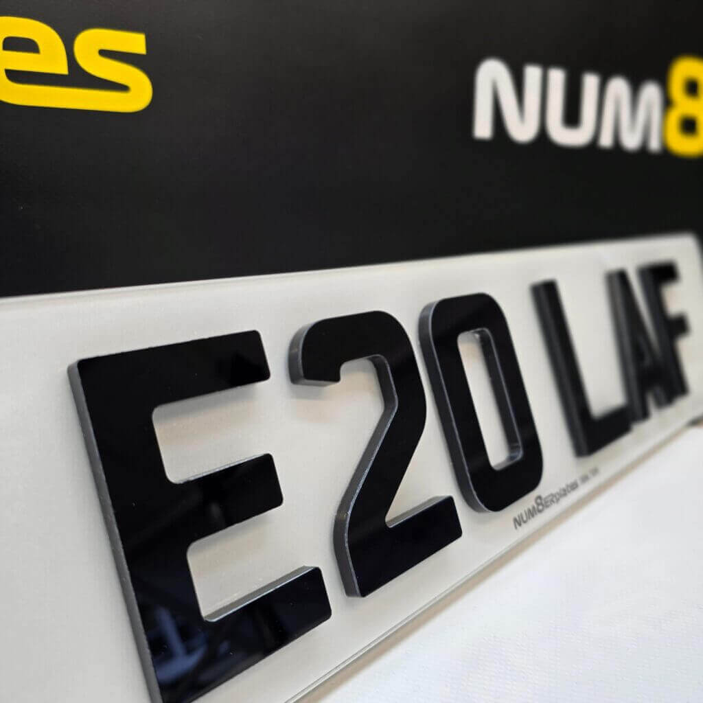 Custom 4D Gloss Black (6mm) number plate